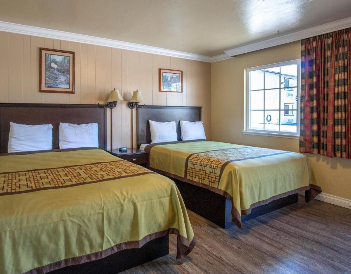 Charm Motel & Suites Burney Luaran gambar