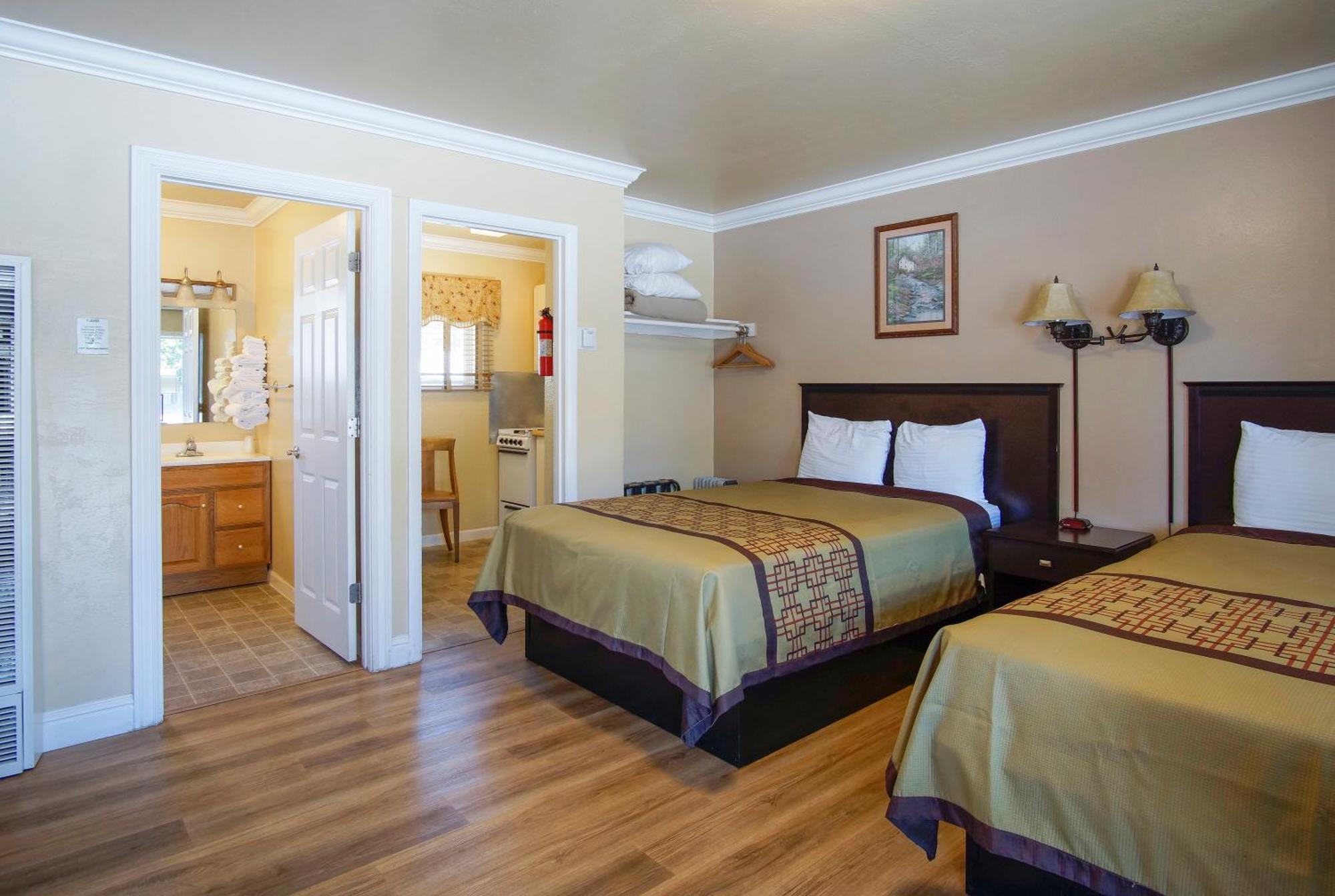 Charm Motel & Suites Burney Luaran gambar