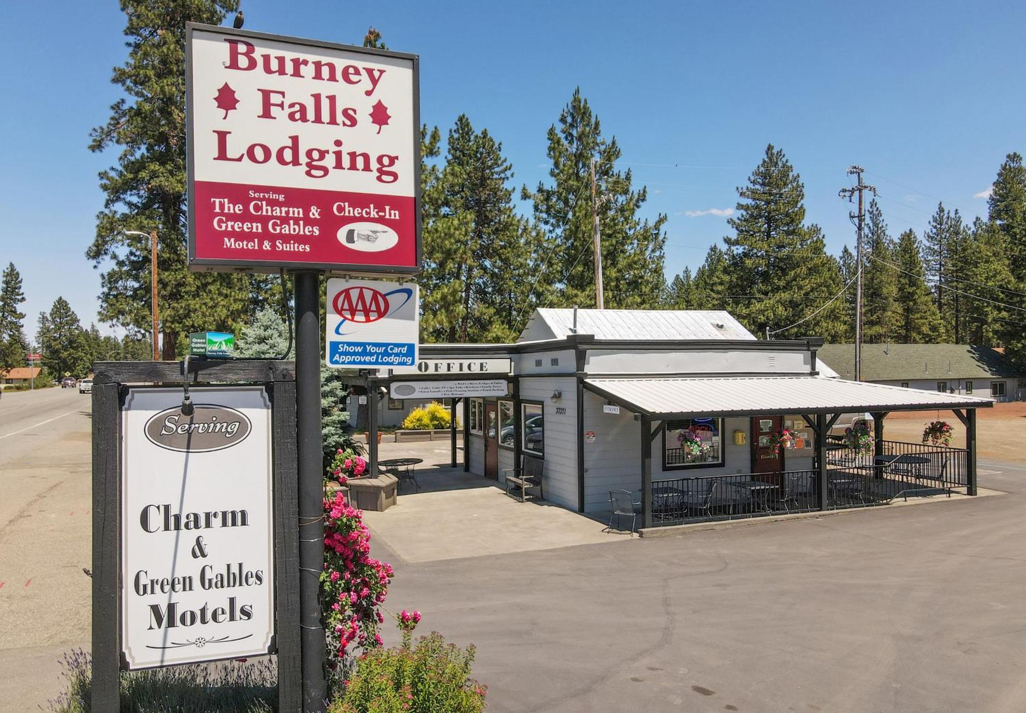 Charm Motel & Suites Burney Luaran gambar